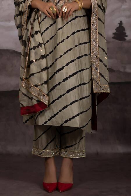 Bhusattva_Green Organza, Cotton, Silk Rajasthani Leheriya Tie Dye Pattern Kurta Set _Online_at_Aza_Fashions