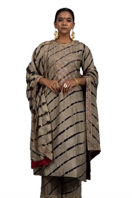 Buy_Bhusattva_Green Organza, Cotton, Silk Rajasthani Leheriya Tie Dye Pattern Kurta Set _Online_at_Aza_Fashions