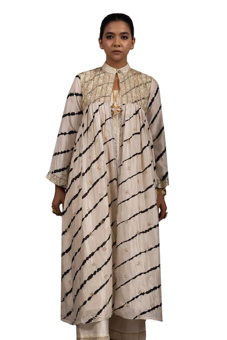 Buy_Bhusattva_Ivory Silk Piping, Embroidery, Zardozi Leheriya Shrug Dress Palazzo Pant Set 
