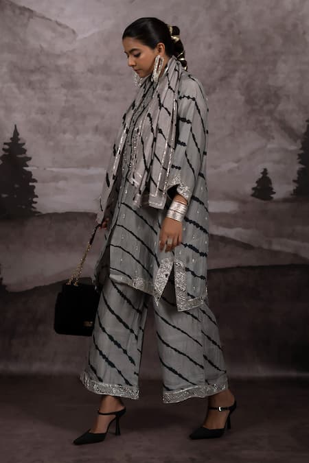 Buy_Bhusattva_Silver Organza, Cotton, Silk Zari, Embroidery Pitta Yoke Leheriya Kurta Set 