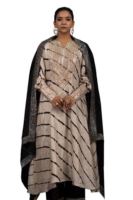 Buy_Bhusattva_Beige Silk, Cotton Embroidery Pitta And Badla Work Yoke Leheriya Anarkali Set 