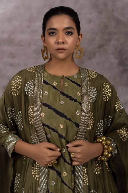 Buy_Bhusattva_Green Organza, Cotton Flora Cluster Pitta Work Kaftan Cape With Leheriya Kurta 