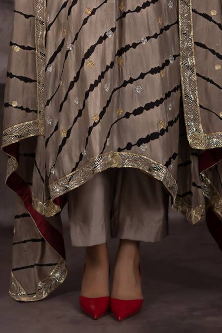 Bhusattva_Gold Cotton, Silk Embroidery V-neck Nakshi Motif Leheriya Kurta Pant Set _at_Aza_Fashions