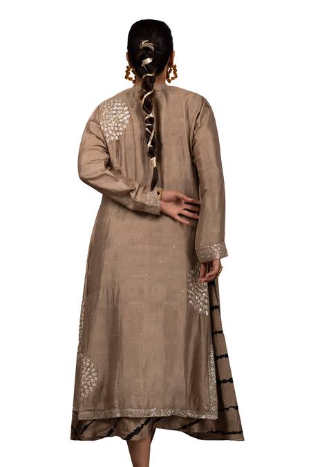 Bhusattva_Brown Silk, Cotton Metallic Thread, Leheriya Pattern Kurta With Shrug _at_Aza_Fashions