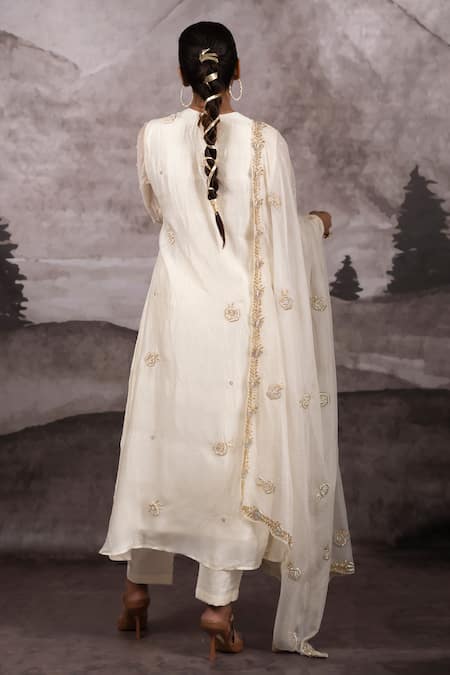 Bhusattva Embroidered Kurta Pant Set 