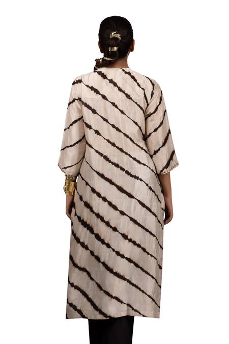 Shop_Bhusattva_Beige Organic Silk Embroidered Metallic Sequin Round Leheriya Pattern Kurta _Online_at_Aza_Fashions