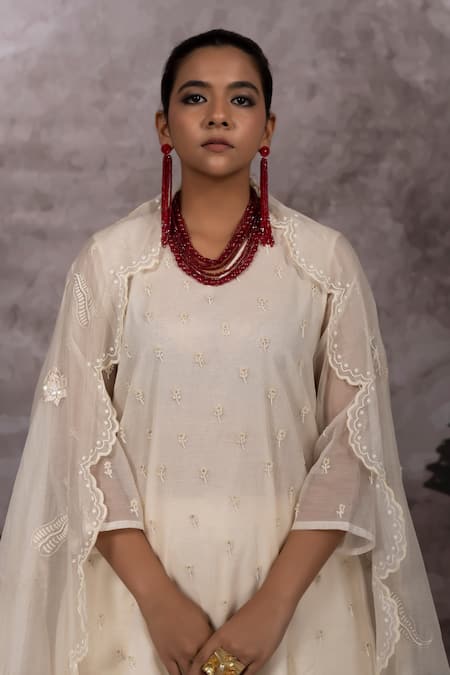 Buy Bhusattva Ivory Cotton, Silk Embroidery, Zari V-neck Zardosi Kurta Pant Set Buy_Bhusattva_Ivory Cotton, Silk Embroidery, Zari V-neck Zardosi Kurta Pant Set