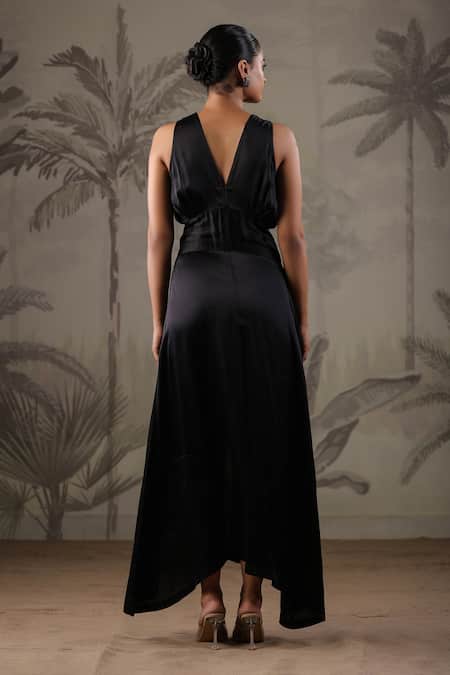 Shop Geroo Jaipur Black Satin Blooming Elegance Asymmetric Solid Dress With Handpainted Scarf at Aza Fashions Shop_Geroo Jaipur_Black Satin Blooming Elegance Asymmetric Solid Dress With Handpainted Scarf _at_Aza_Fashions