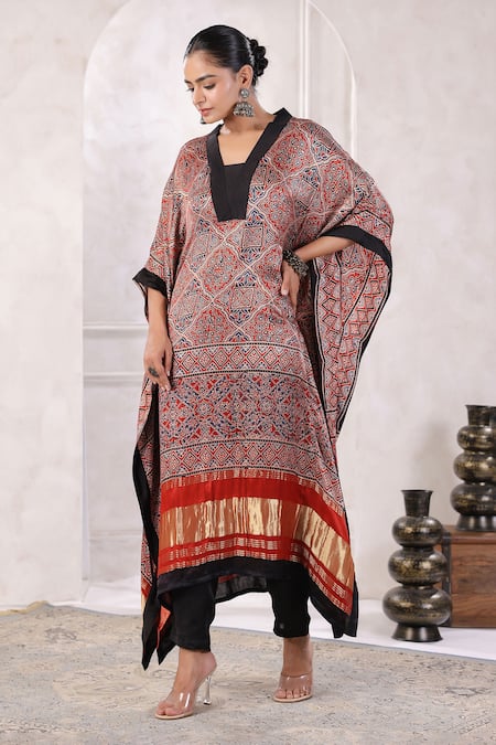 Geroo Jaipur Maroon Silk Zari V-neck Jaali Block Print Kaftan With Pant Online at Aza Fashions Geroo Jaipur_Maroon Silk Zari V-neck Jaali Block Print Kaftan With Pant _Online_at_Aza_Fashions