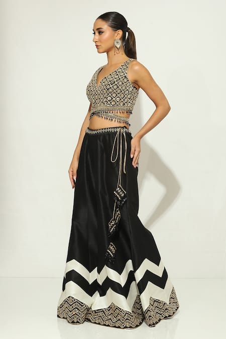 Buy_Vandana Sethi_Black Silk Beads, Mirrorwork Embellished Blouse Monochrome Sharara Set _Online_at_Aza_Fashions