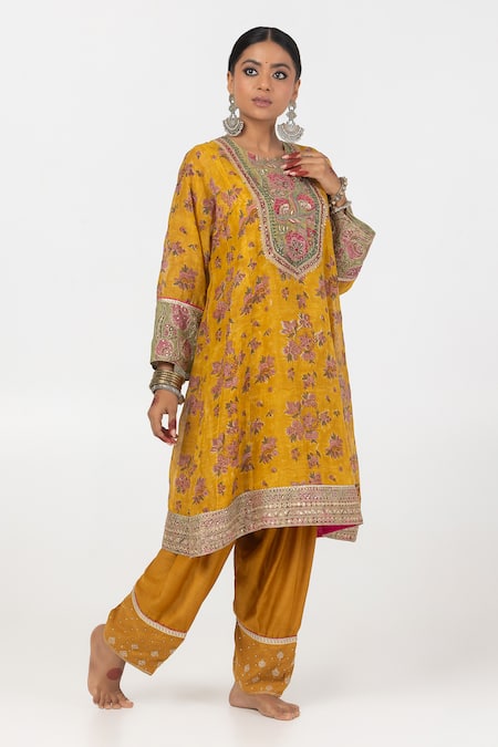 Shop Pants And Pajamas Yellow Modal, Chanderi Embroidery, Sequins Block Print Short Kurta With Salwar Online at Aza Fashions Shop_Pants And Pajamas_Yellow Modal, Chanderi Embroidery, Sequins Block Print Short Kurta With Salwar _Online_at_Aza_Fashions