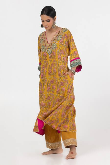 Pants And Pajamas_Yellow Cotton, Silk Embroidery, Sequins V-neck Block Print Kurta With Pant _at_Aza_Fashions