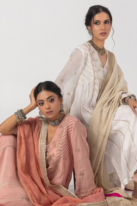 Buy Pants And Pajamas White Cotton, , , Geometric Flora Kurta Pant Set Online at Aza Fashions Buy_Pants And Pajamas_White Cotton, , , Geometric Flora Kurta Pant Set _Online_at_Aza_Fashions