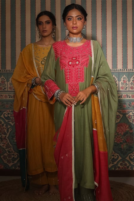 Shop Pants And Pajamas Green Cotton, Silk, Chanderi Sequins, Zari, Geometric Patch Work Kurta Pant Set Shop_Pants And Pajamas_Green Cotton, Silk, Chanderi Sequins, Zari, Geometric Patch Work Kurta Pant Set