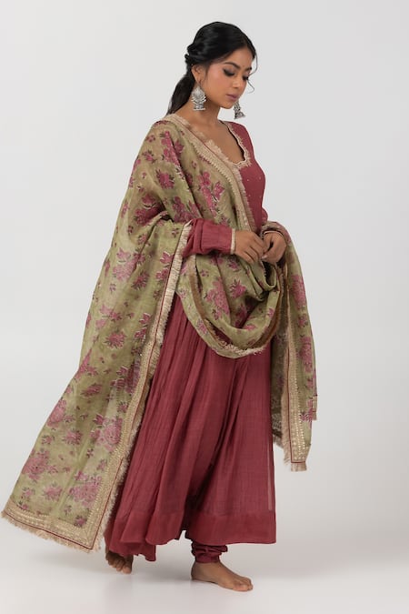 Shop Pants And Pajamas Green Chanderi Embroidery, Fringe Floral Block Print Dupatta at Aza Fashions Shop_Pants And Pajamas_Green Chanderi Embroidery, Fringe Floral Block Print Dupatta _at_Aza_Fashions