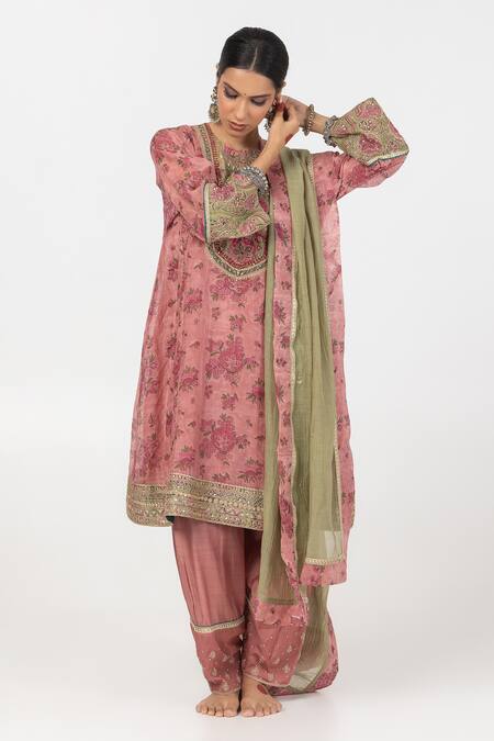 Shop Pants And Pajamas Green Chanderi Patchwork Hand Embroidered Dupatta Online at Aza Fashions Shop_Pants And Pajamas_Green Chanderi Patchwork Hand Embroidered Dupatta _Online_at_Aza_Fashions