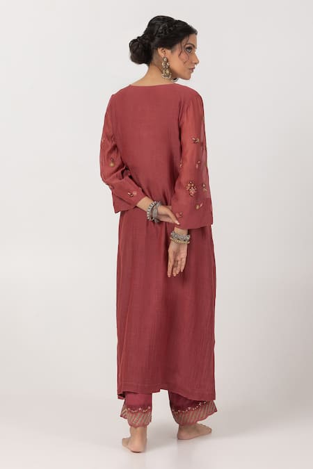 Pants And Pajamas Floral Embroidered Kurta 