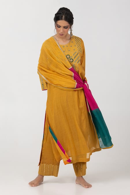 Buy Pants And Pajamas Yellow Chanderi Embroidery, Zari Round Neck Patchwork Kurta Online at Aza Fashions Buy_Pants And Pajamas_Yellow Chanderi Embroidery, Zari Round Neck Patchwork Kurta _Online_at_Aza_Fashions