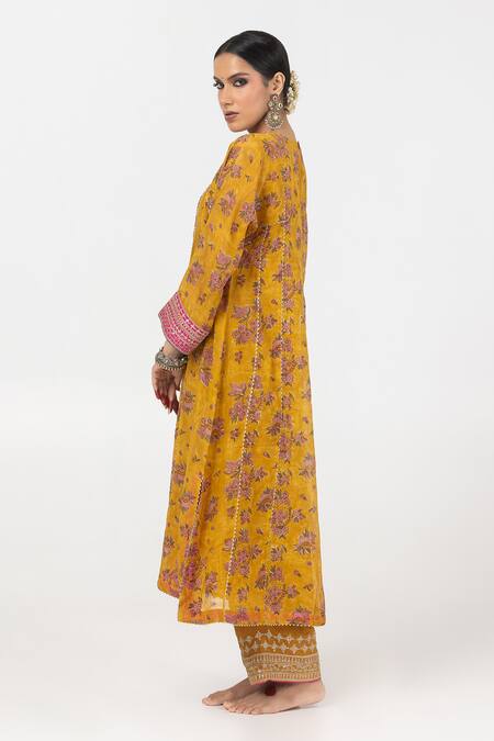Buy Pants And Pajamas Yellow Chanderi Embroidery, Sequins Round Neck Floral Block Print Kurta Online at Aza Fashions Buy_Pants And Pajamas_Yellow Chanderi Embroidery, Sequins Round Neck Floral Block Print Kurta _Online_at_Aza_Fashions