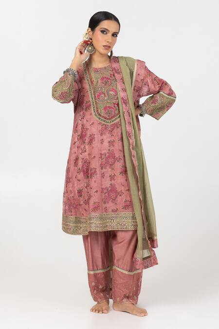 Pants And Pajamas Pink Chanderi Embroidery, Sequins Round Neck Block Print Short Kurta at Aza Fashions Pants And Pajamas_Pink Chanderi Embroidery, Sequins Round Neck Block Print Short Kurta _at_Aza_Fashions