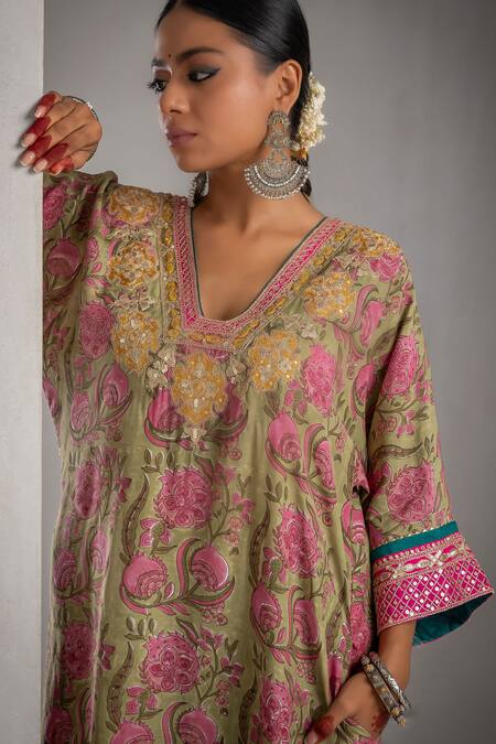 Buy Pants And Pajamas Green Modal, Silk Embroidery, Sequins V-neck Thread Kurta Online at Aza Fashions Buy_Pants And Pajamas_Green Modal, Silk Embroidery, Sequins V-neck Thread Kurta _Online_at_Aza_Fashions