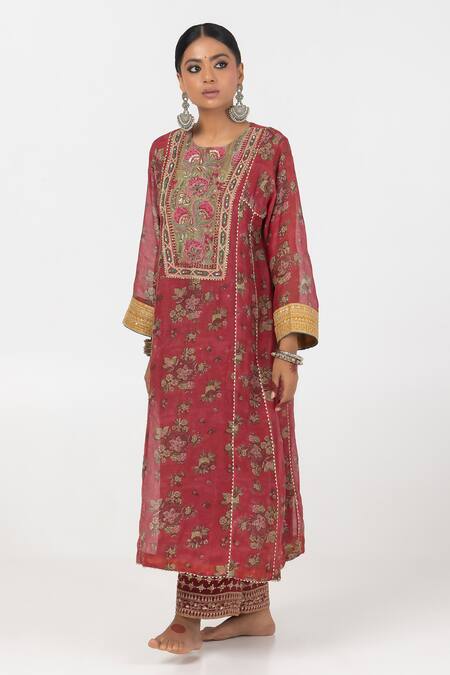 Buy Pants And Pajamas Maroon Chanderi Embroidery, Sequins Round Neck Floral Panelled Kurta Online at Aza Fashions Buy_Pants And Pajamas_Maroon Chanderi Embroidery, Sequins Round Neck Floral Panelled Kurta _Online_at_Aza_Fashions