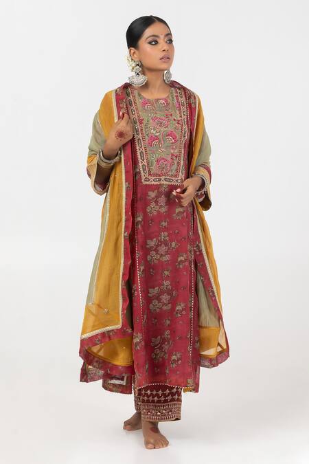 Pants And Pajamas Maroon Chanderi Embroidery, Sequins Round Neck Floral Panelled Kurta at Aza Fashions Pants And Pajamas_Maroon Chanderi Embroidery, Sequins Round Neck Floral Panelled Kurta _at_Aza_Fashions