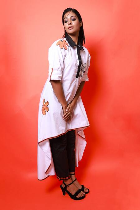 Richaa Goenka_White Cotton Embroidery, Sequins, Beads Collared Hand Tunic And Pant Set _at_Aza_Fashions