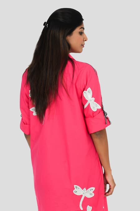 Shop Richaa Goenka Pink Cotton Hand Embroidered Dragon Fly Collar Dress at Aza Fashions Shop_Richaa Goenka_Pink Cotton Hand Embroidered Dragon Fly Collar Dress _at_Aza_Fashions