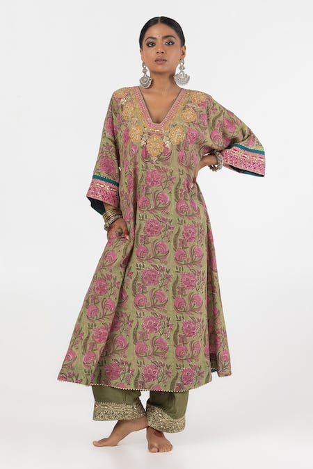 Pants and Pajamas Green Modal Silk Embroidered Floral Blunt V Block Print A-line Kurta With Pant 