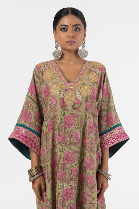 Buy_Pants And Pajamas_Green Cotton, Silk Gota Patti, Floral Block Print A-line Kurta With Pant _Online_at_Aza_Fashions