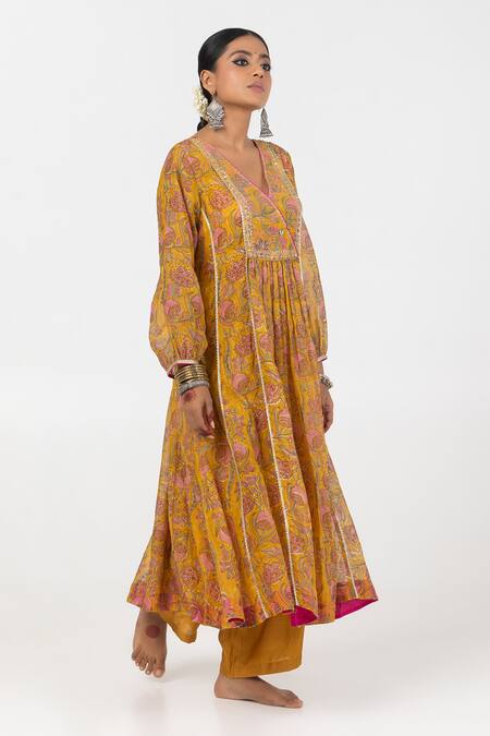 Buy_Pants And Pajamas_Yellow Chanderi, Cotton, Silk Embroidery, Sequins V-neck Kurta Pant Set _Online_at_Aza_Fashions