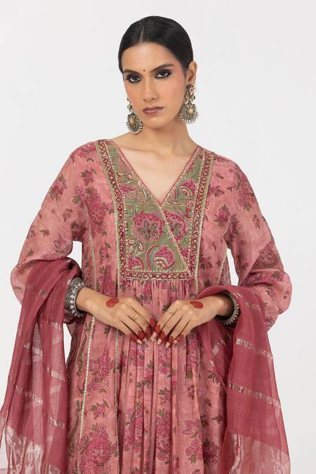 Buy_Pants And Pajamas_Pink Chanderi, Cotton, Silk Embroidery, Sequins V-neck Embroidred Kurta Pant Set _Online_at_Aza_Fashions