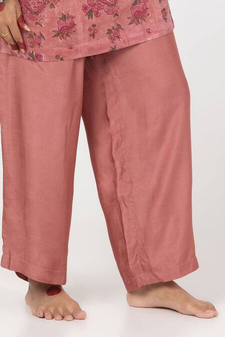 Buy_Pants And Pajamas_Pink Chanderi, Cotton, Silk Embroidery, Sequins V-neck Embroidred Kurta Pant Set 