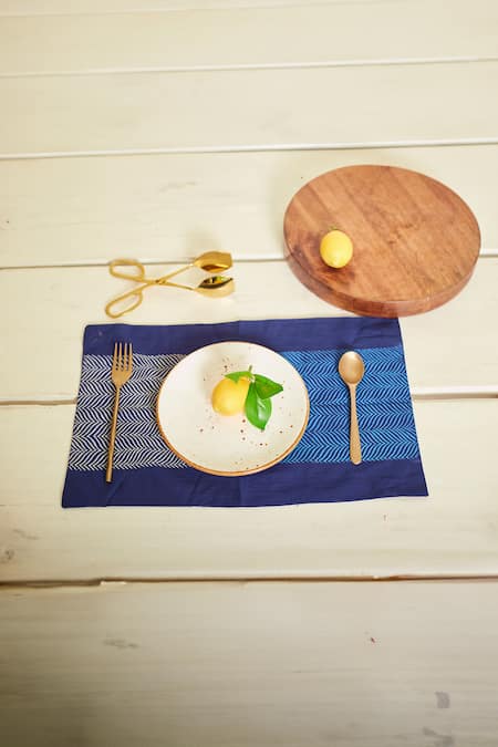 Inheritance India Blue 100% Cotton Wave Block Print Table Mat And Napkin Set 