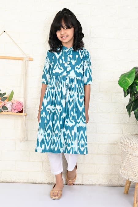 THE COTTON STAPLE Orient Ikat Print Kurta With Pant 