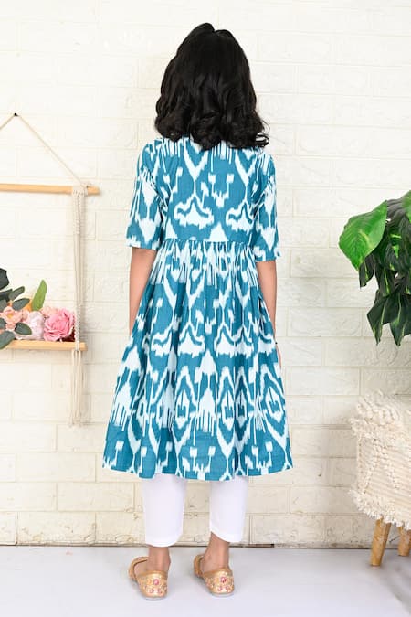 The Cotton Staple Orient Ikat Print Kurta With Pant 