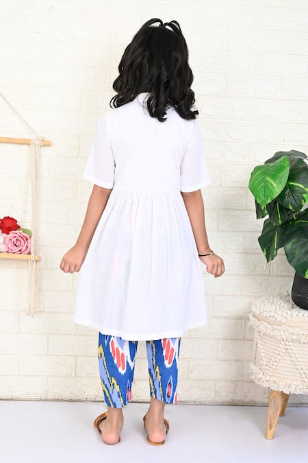 The Cotton Staple White Kurta Set With Ikat Print Pant 