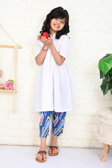 Buy The Cotton Staple White Cotton Kurta Set With Ikat Print Pant Online at Aza Fashions Buy_The Cotton Staple_White Cotton Kurta Set With Ikat Print Pant _Online_at_Aza_Fashions