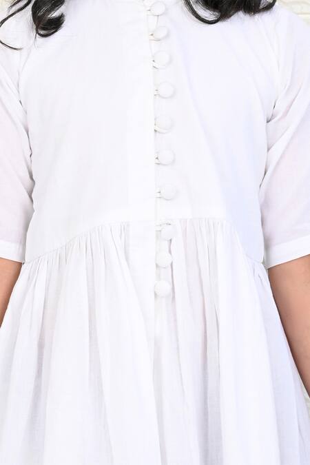 The Cotton Staple White Cotton Kurta Set With Ikat Print Pant at Aza Fashions The Cotton Staple_White Cotton Kurta Set With Ikat Print Pant _at_Aza_Fashions