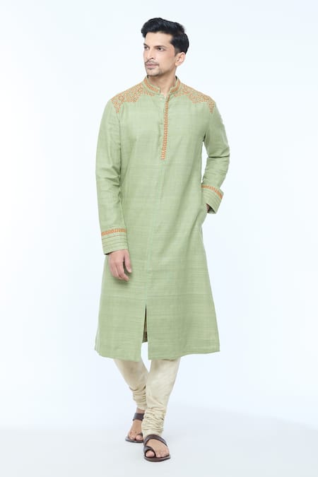 Kishore Ramani Green Handloom Silk Embroidery Mosaic Bloom Kurta With Churidar 