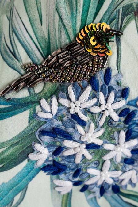 Shop Moyolu Green Leaf Garden Wings Embroidered Hair Band Online at Aza Fashions Shop_Moyolu_Green Leaf Garden Wings Embroidered Hair Band _Online_at_Aza_Fashions