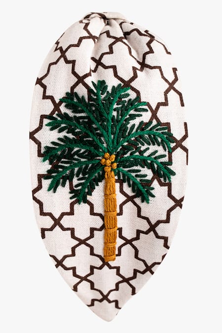 Shop Moyolu White Geometric Palm Paradise Embroidered Hair Band at Aza Fashions Shop_Moyolu_White Geometric Palm Paradise Embroidered Hair Band _at_Aza_Fashions