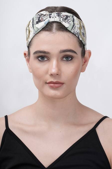 Moyolu White Mickey Mouse Love Charm Embroidered Hair Band Online at Aza Fashions Moyolu_White Mickey Mouse Love Charm Embroidered Hair Band _Online_at_Aza_Fashions