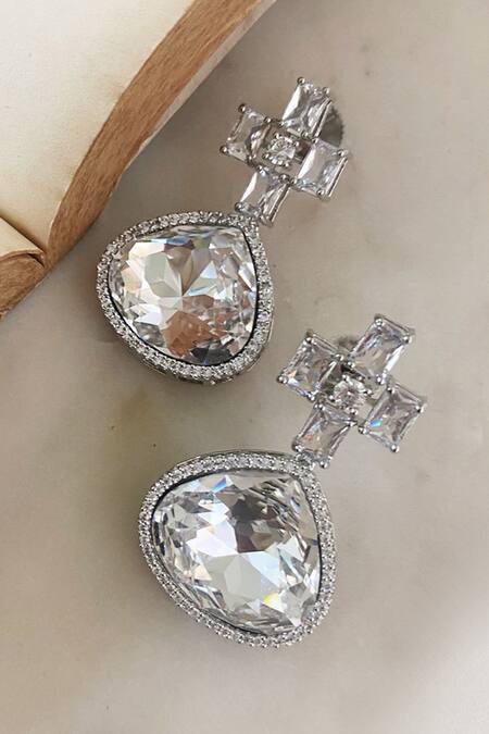 Buy PRERTO White Stones Swarovski Triangular Drop Necklace Set Online at Aza Fashions Buy_PRERTO_White Stones Swarovski Triangular Drop Necklace Set_Online_at_Aza_Fashions