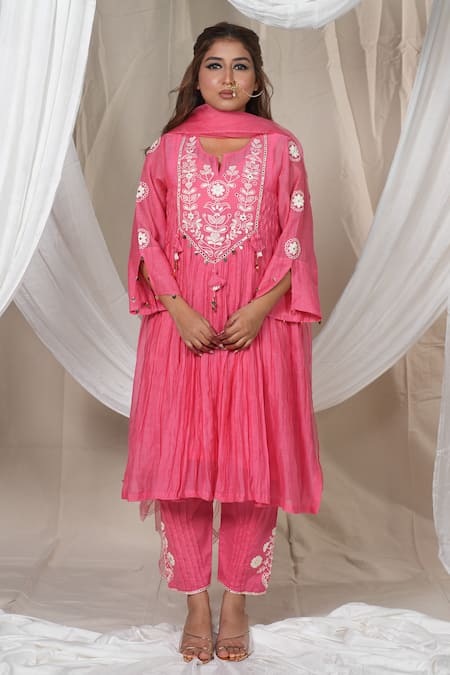 Jyoti Bansal Pink Kurta Pure Mul Chanderi Embroidered Mirror Floral Yoke Salwar Set 