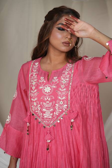 Buy_Jyoti Bansal_Pink Chanderi, Cotton, Organza Mirrors, Floral Embroidered Yoke Kurta Salwar Set _Online_at_Aza_Fashions