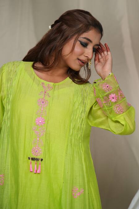 Buy_Jyoti Bansal_Green Chanderi, Cotton, Organza Embroidery, Floral Thread Work Kurta Salwar Set _Online_at_Aza_Fashions