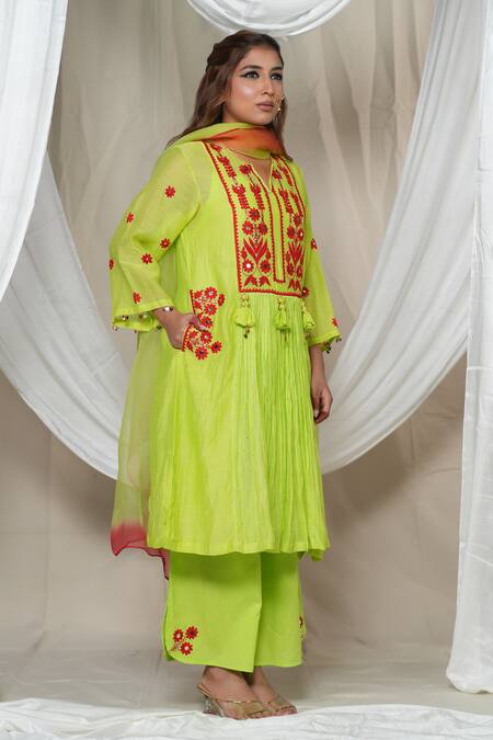 Buy_Jyoti Bansal_Green Chanderi, Cotton, Organza Embroidery, Floral Thread Anarkali Pant Set _Online_at_Aza_Fashions