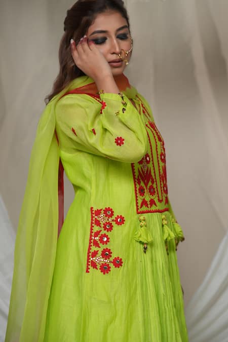 Shop_Jyoti Bansal_Green Chanderi, Cotton, Organza Embroidery, Floral Thread Anarkali Pant Set _Online_at_Aza_Fashions